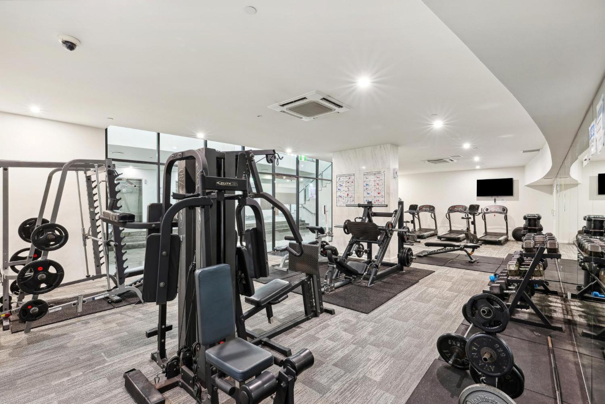 Ocean View 3-Bed With Gym, Pool, Sauna & Parking Gold Coast Luaran gambar