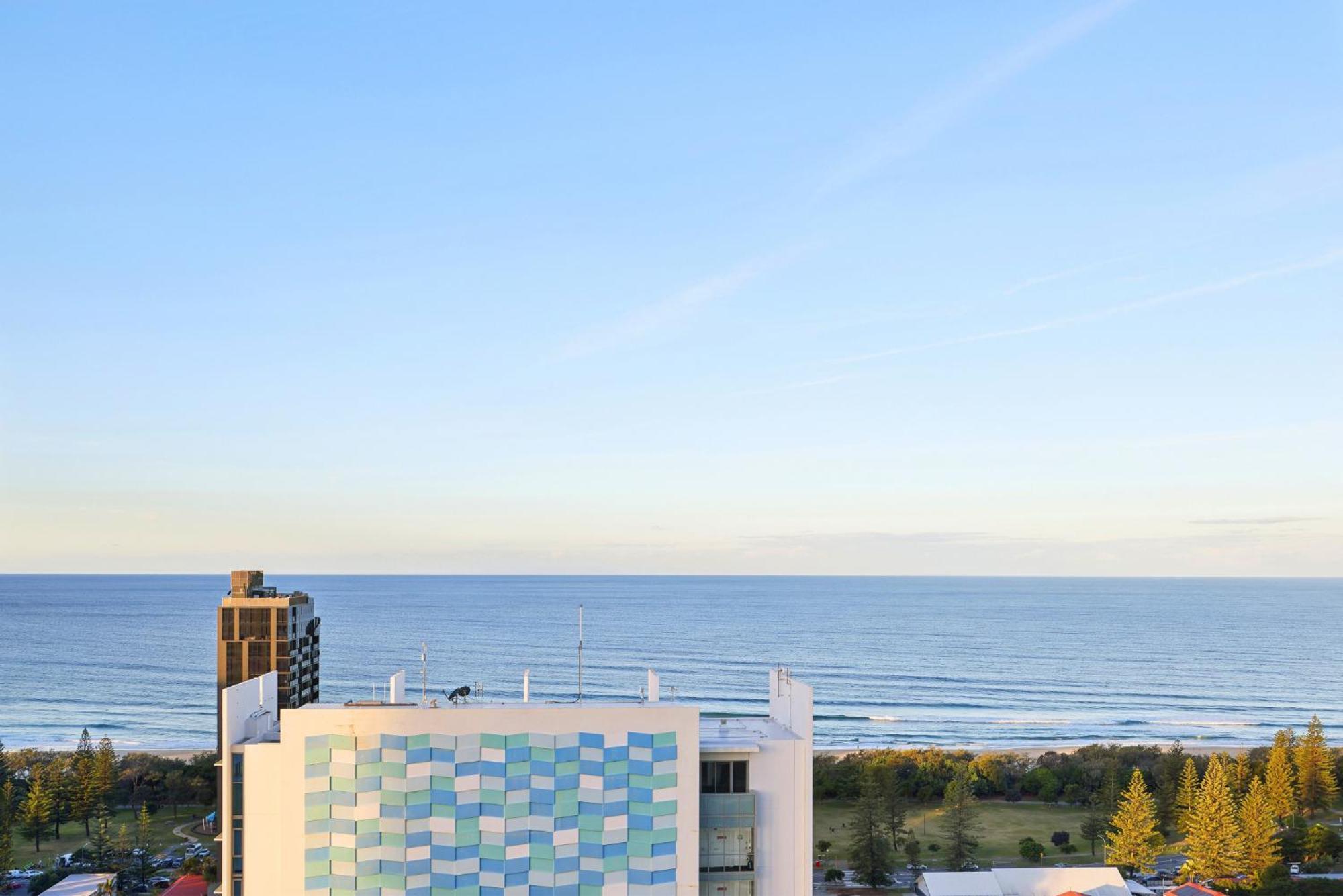 Ocean View 3-Bed With Gym, Pool, Sauna & Parking Gold Coast Luaran gambar